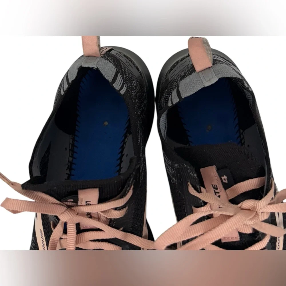 Brooks Womens Levitate 4 1203351B041 Black Running Shoes Sneakers Size 8 B